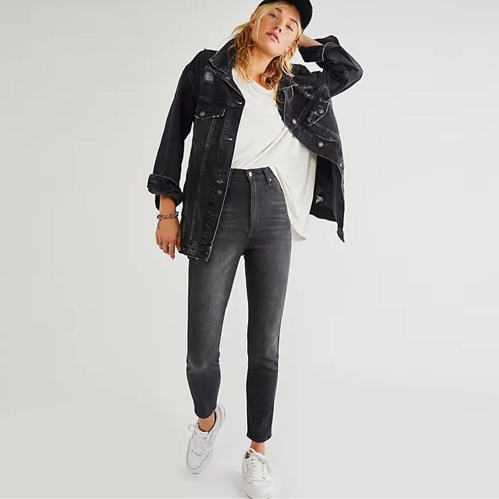 NWT New Wrangler Wriggler 612 High Rise Skinny Black Jeans Size 25 x 28